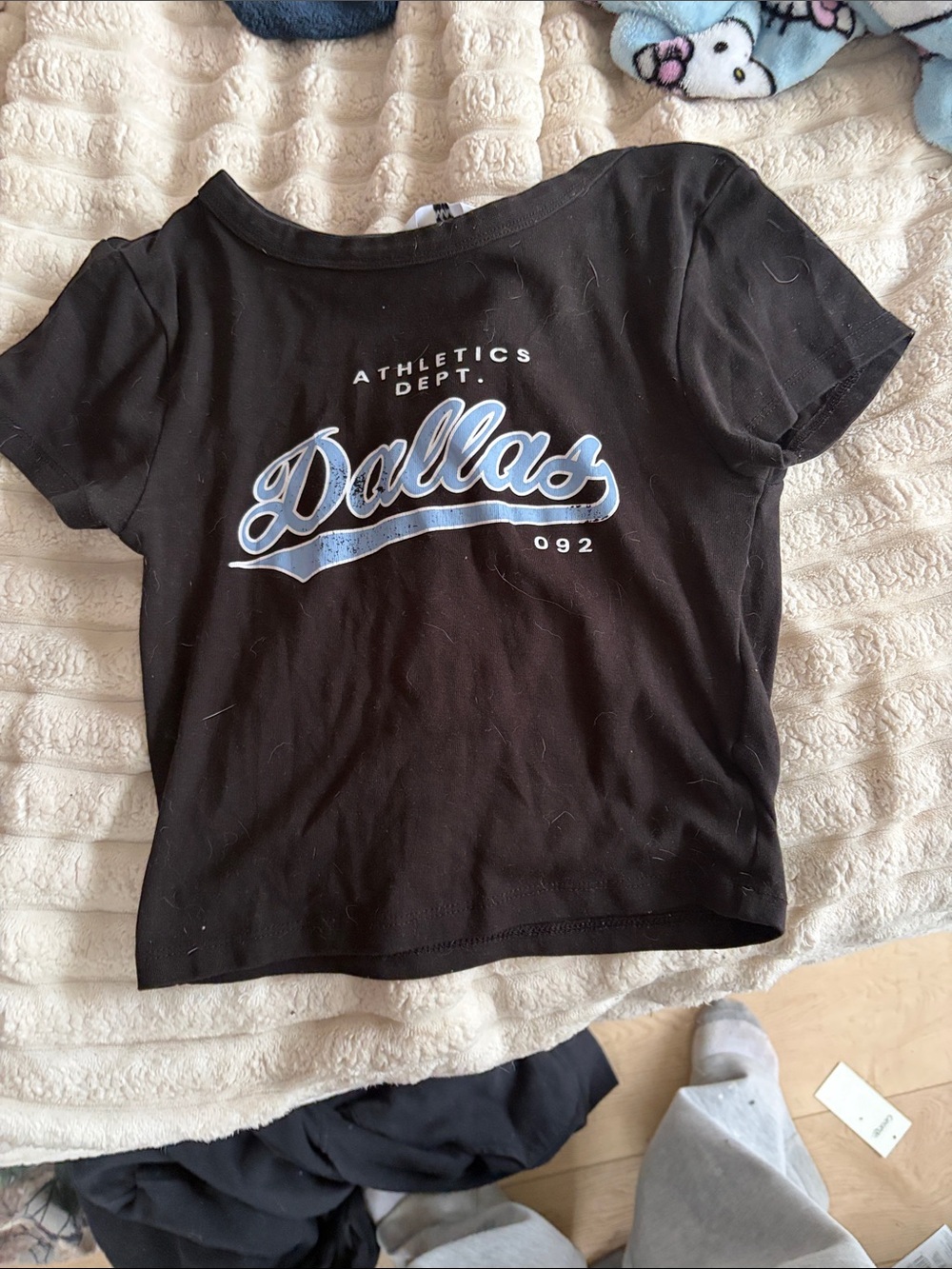 Black Short Sleeve Crop Tee